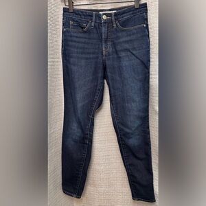 Athleta Sculptek Skinny Jeans 4P Petite Dark Wash Sculpting Stretch Denim